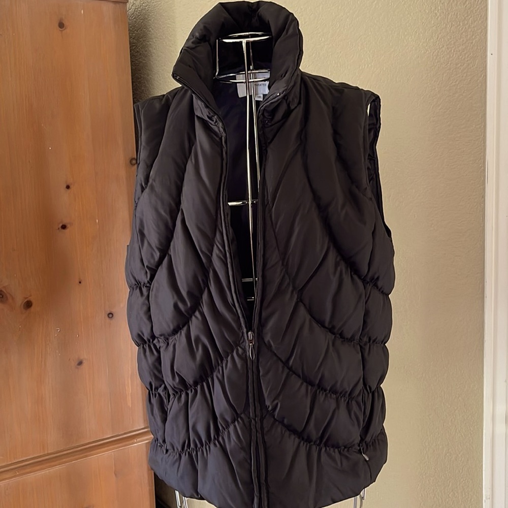 Women's Black Quilted Vest
